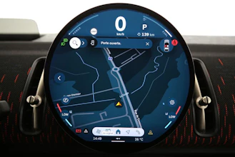 https://vehicle.imgix.net/4353758/8be49947-3dbe-4aae-8af7-f1bb6f3b7395.jpg