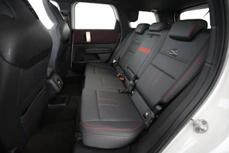 https://vehicle.imgix.net/4353758/acc6e6b1-6ef3-4406-8286-0b514a55a702.jpg