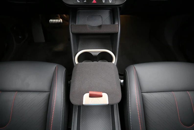 Fahrzeugbild MINI COUNTRYMAN