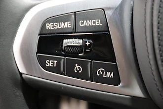 https://vehicle.imgix.net/4353769/8fbf2e14-5e91-4c65-858c-e7417a89eee3.JPG
