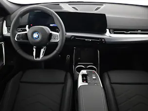 BMW X1 30e xDrive paddles