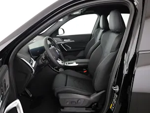 BMW X1 30e xDrive paddles