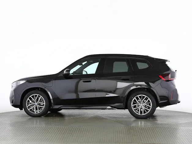 BMW X1 30e xDrive paddles