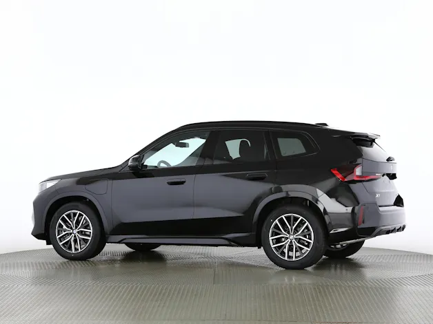 BMW X1 30e xDrive paddles