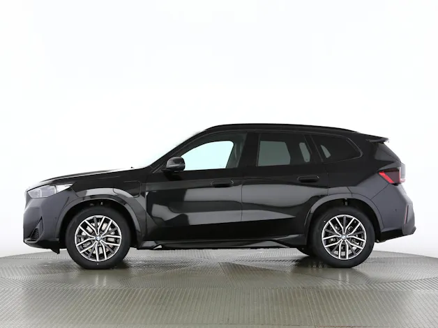 BMW X1 30e xDrive paddles