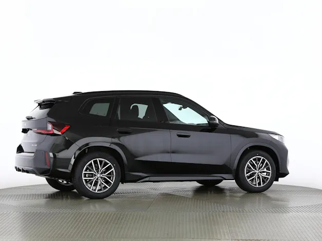 BMW X1 30e xDrive paddles