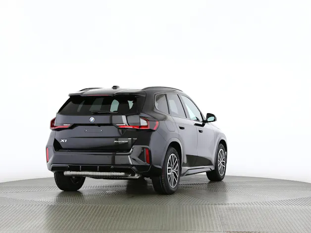 BMW X1 30e xDrive paddles