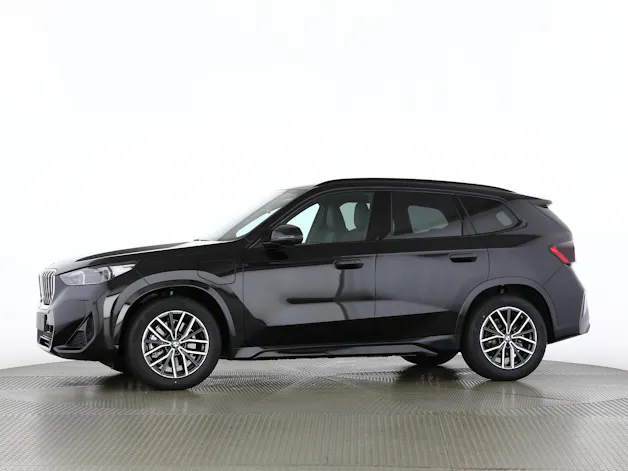 BMW X1 30e xDrive paddles