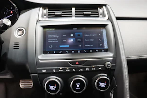 immagine del veicolo JAGUAR E-Pace 2.0 T 200 R-Dynamic S AWD
