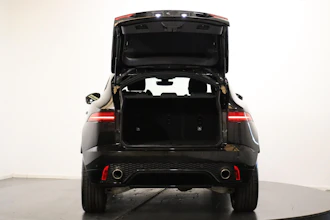 https://vehicle.imgix.net/4353775/c892ce85-95bc-4ead-8ffc-a4b354b7437e.JPG