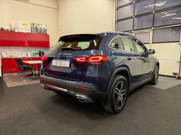 Mercedes-Benz GLA 200 Progressive
