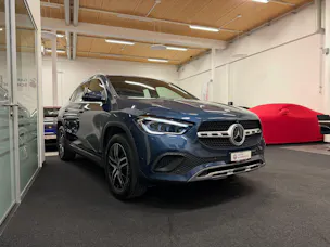Mercedes-Benz GLA 200 Progressive