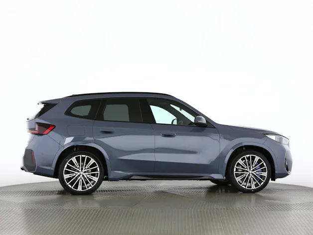 BMW iX1 30 xDrive