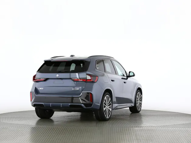 BMW iX1 30 xDrive
