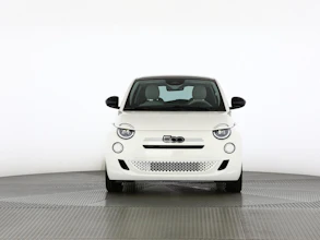 https://vehicle.imgix.net/4353794/17071e37-79bf-43a6-9354-26d8d0d9116d.jpg
