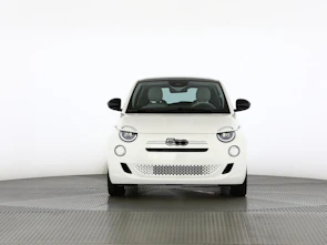 Fahrzeugbild FIAT 500 1.0 Hybrid La Prima