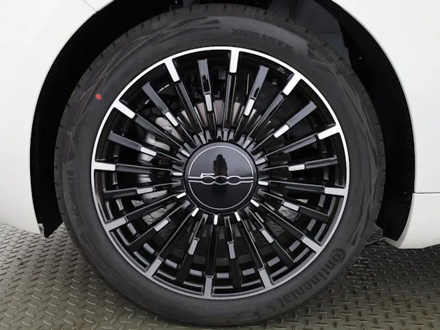 Fiat 500 1.0 Hybrid La Prima