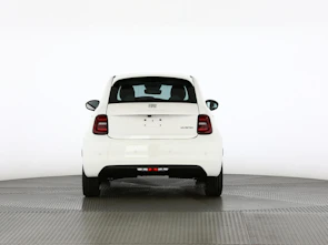 Fahrzeugbild FIAT 500 1.0 Hybrid La Prima