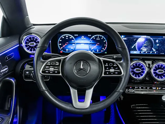 Mercedes-Benz CLA 220 4MATIC Coupé