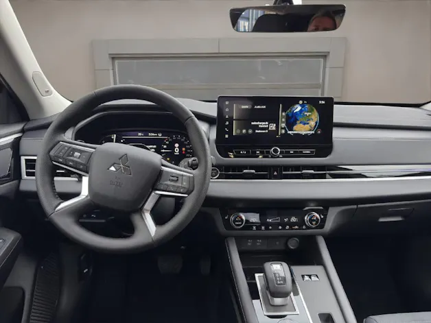 Mitsubishi Outlander 2.4 PHEV Invite 4x4