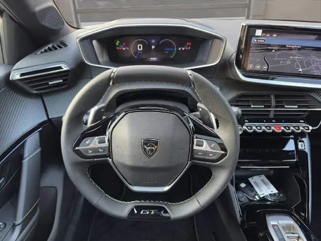Peugeot 208 1.2 Hybrid 145 GT