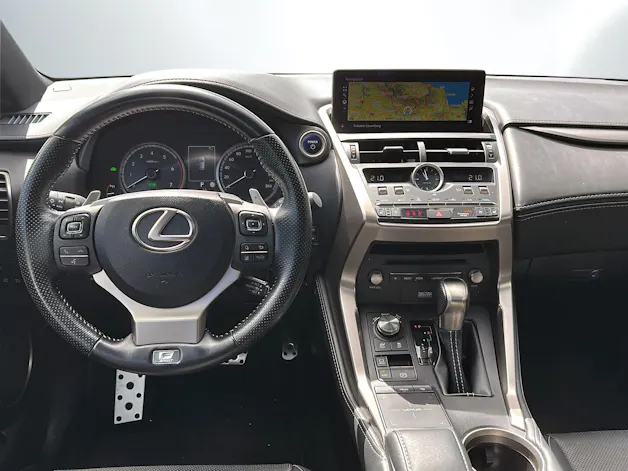 Lexus NX 300h F-Sport