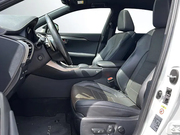 Lexus NX 300h F-Sport