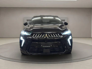MITSUBISHI GRANDIS 8