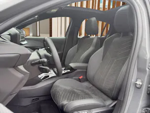 Peugeot 208 1.2 Hybrid 145 GT