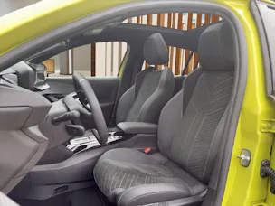 Peugeot 208 1.2 Hybrid 145 GT