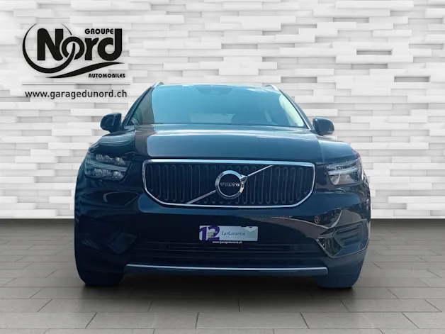 Volvo XC40 2.0 T4 Momentum AWD