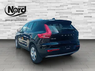 Volvo XC40 2.0 T4 Momentum AWD