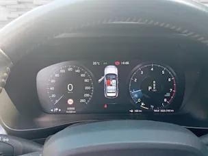Volvo XC40 2.0 T4 Momentum AWD