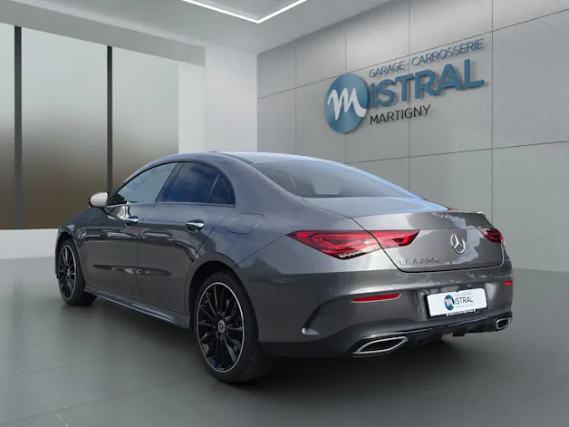 Mercedes-Benz CLA 250 e AMG Line
