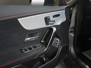 Mercedes-Benz CLA 250 e AMG Line