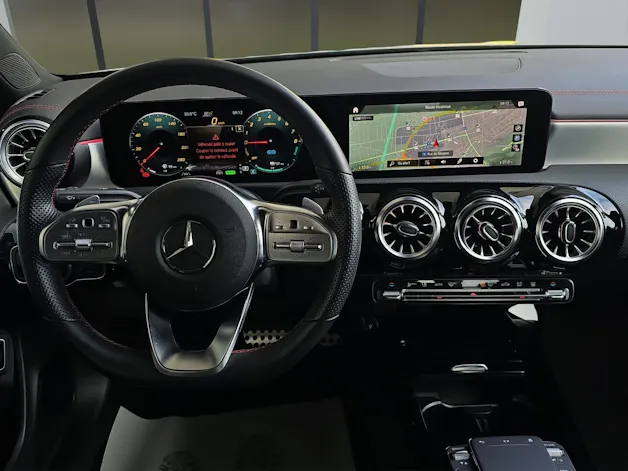Mercedes-Benz CLA 250 e AMG Line