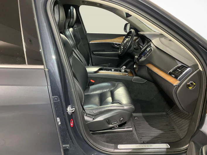 Fahrzeugbild VOLVO XC90