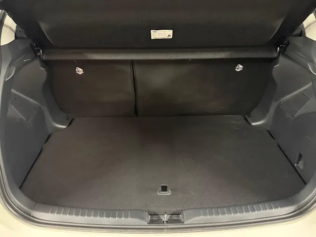 Toyota Yaris 1.5 VVT-i HSD Trend