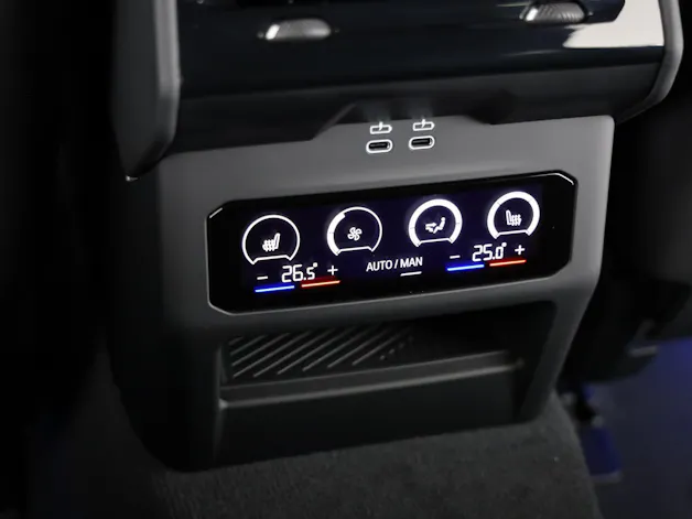 BMW M5 xDrive Touring