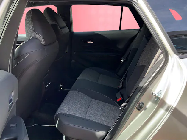 Toyota Corolla Touring Sports 2.0 HSD Swiss Edition