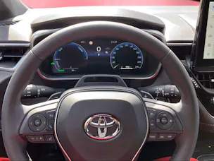 Toyota Corolla Touring Sports 2.0 HSD Swiss Edition
