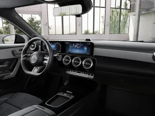 Mercedes-Benz A 250 AMG Line 4m