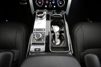 https://vehicle.imgix.net/4354015/2992967e-d311-4240-941d-a336d77ca742.jpg
