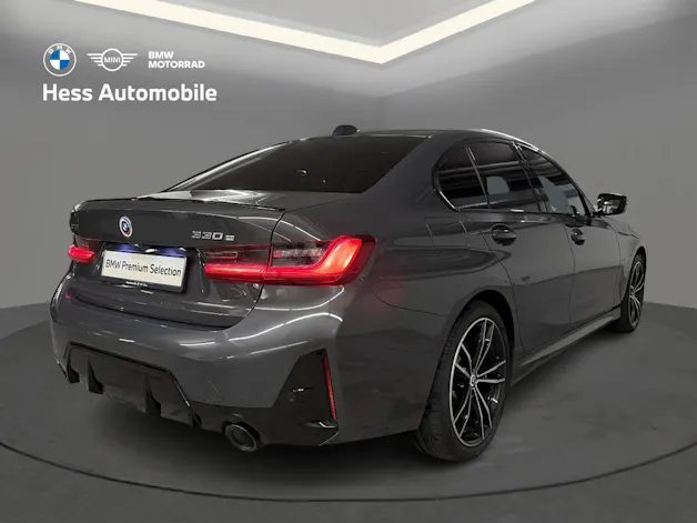 BMW 330e xDrive M Sport