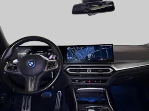 BMW 330e xDrive M Sport