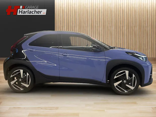 Toyota Aygo X 1.5 VVT-i HSD Style