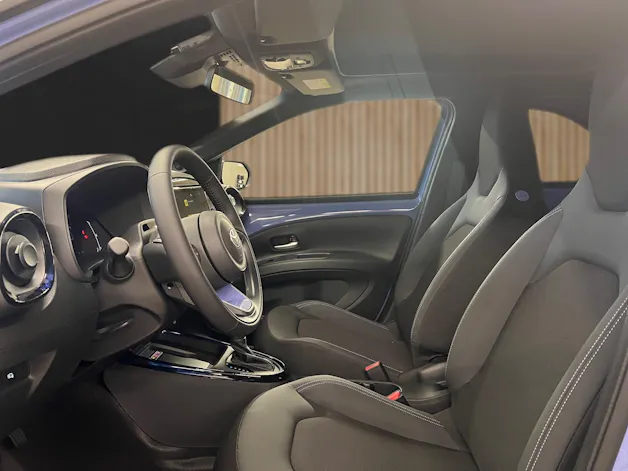 Toyota Aygo X 1.5 VVT-i HSD Style