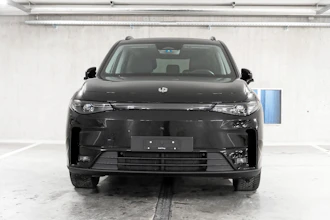 https://vehicle.imgix.net/4354110/ab15d332-58b3-441a-a31a-95833708adbb.jpg