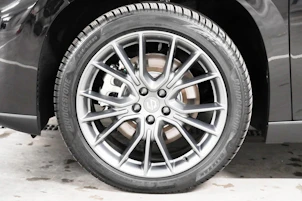 immagine del veicolo LEAPMOTOR C10 Design AWD