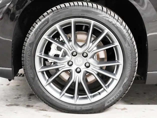 Leapmotor C10 Design AWD